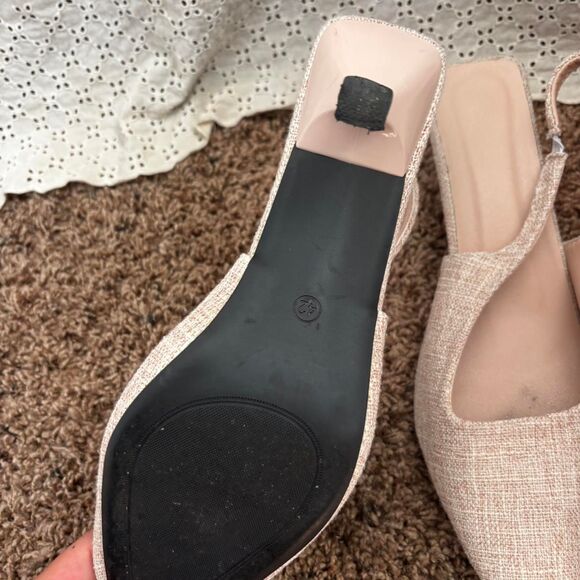 BOUTIQUE Pointed Toe Linen Dressy Business Women's Cream Tan Sz 42 Shoe Heelss - Picture 3 of 3